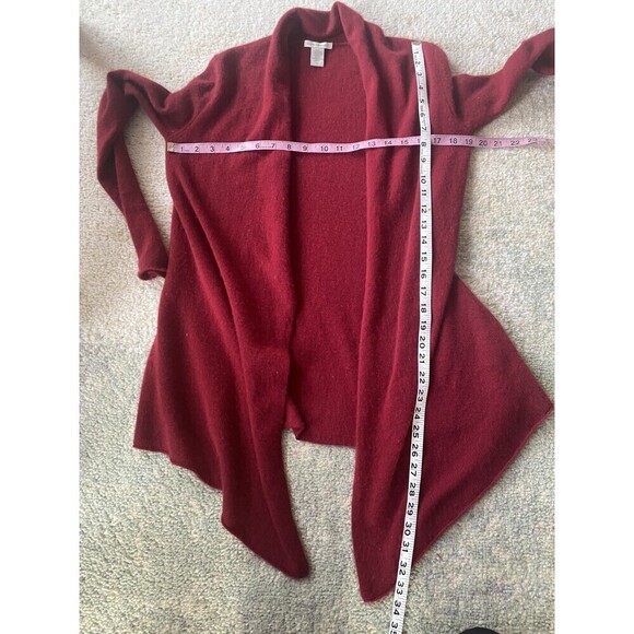 READ! White + Warren Sz S Women's Long Sleeve Cashmere Cardigan Sweater Red Soft - Picture 2 of 8